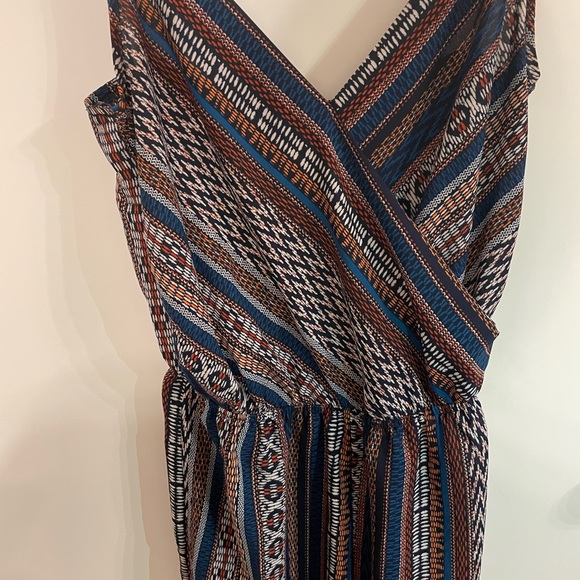 Guess jumpsuit - Picture 7 of 7